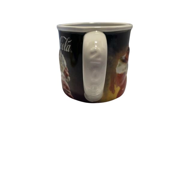 COCA COLA 2005 24 OZ 3 D Santa Mug - Picture 3 of 11